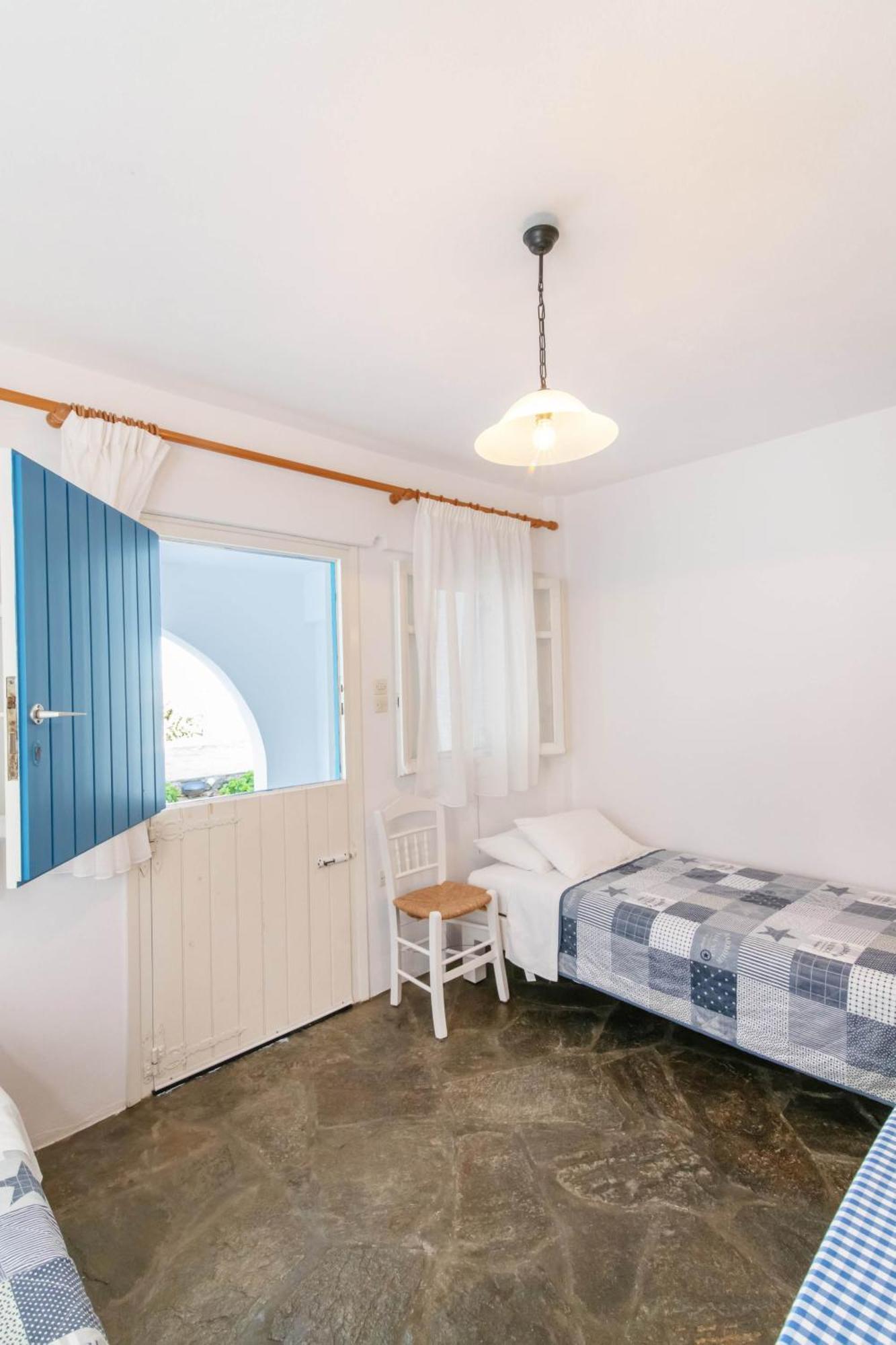 Porto Kalma Agios Ioannis (Tinos)